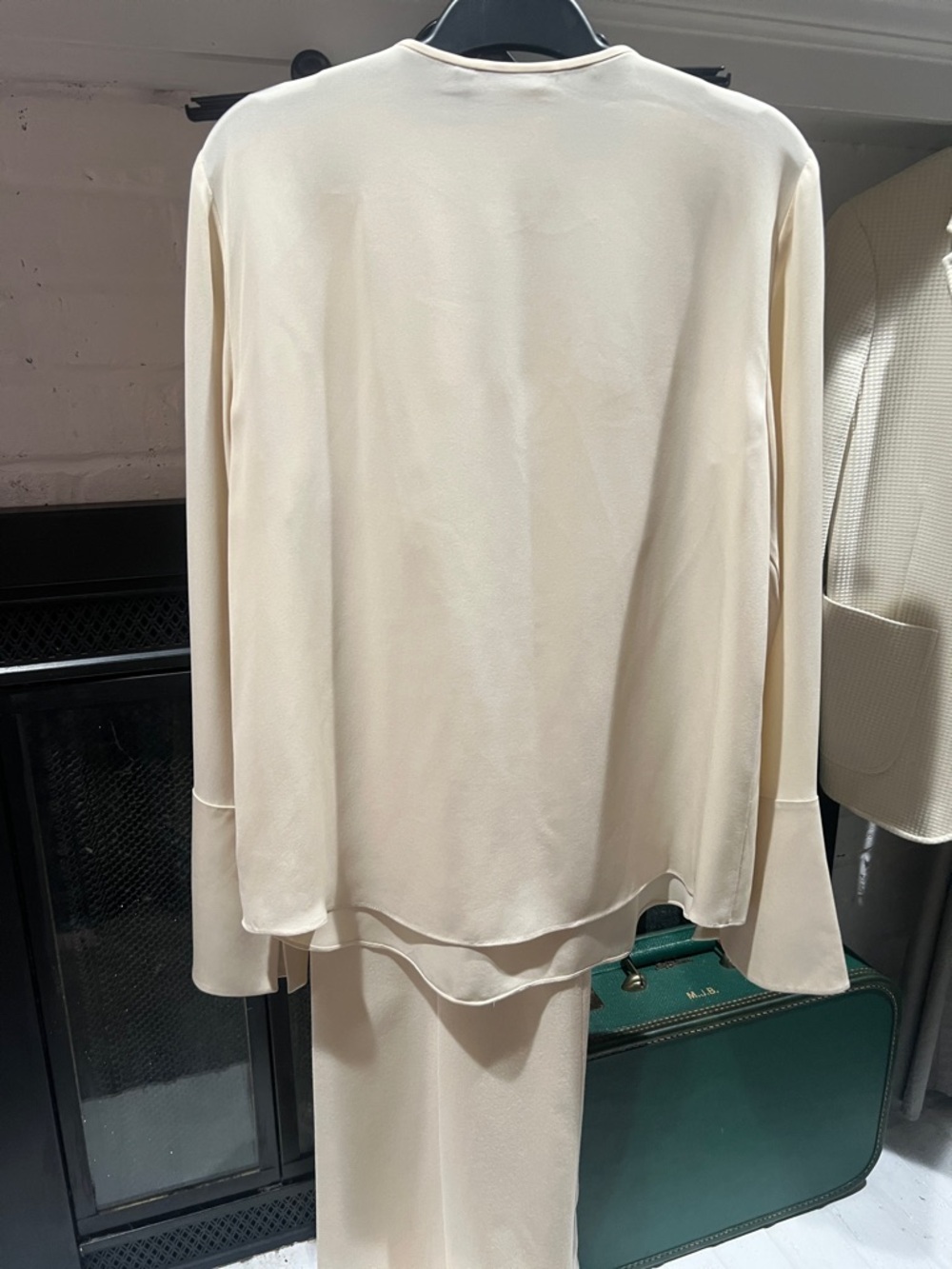 Theory Cream Long-Sleeve Silk Blouse | Suttle and Sexy - Picture 5 of 5
